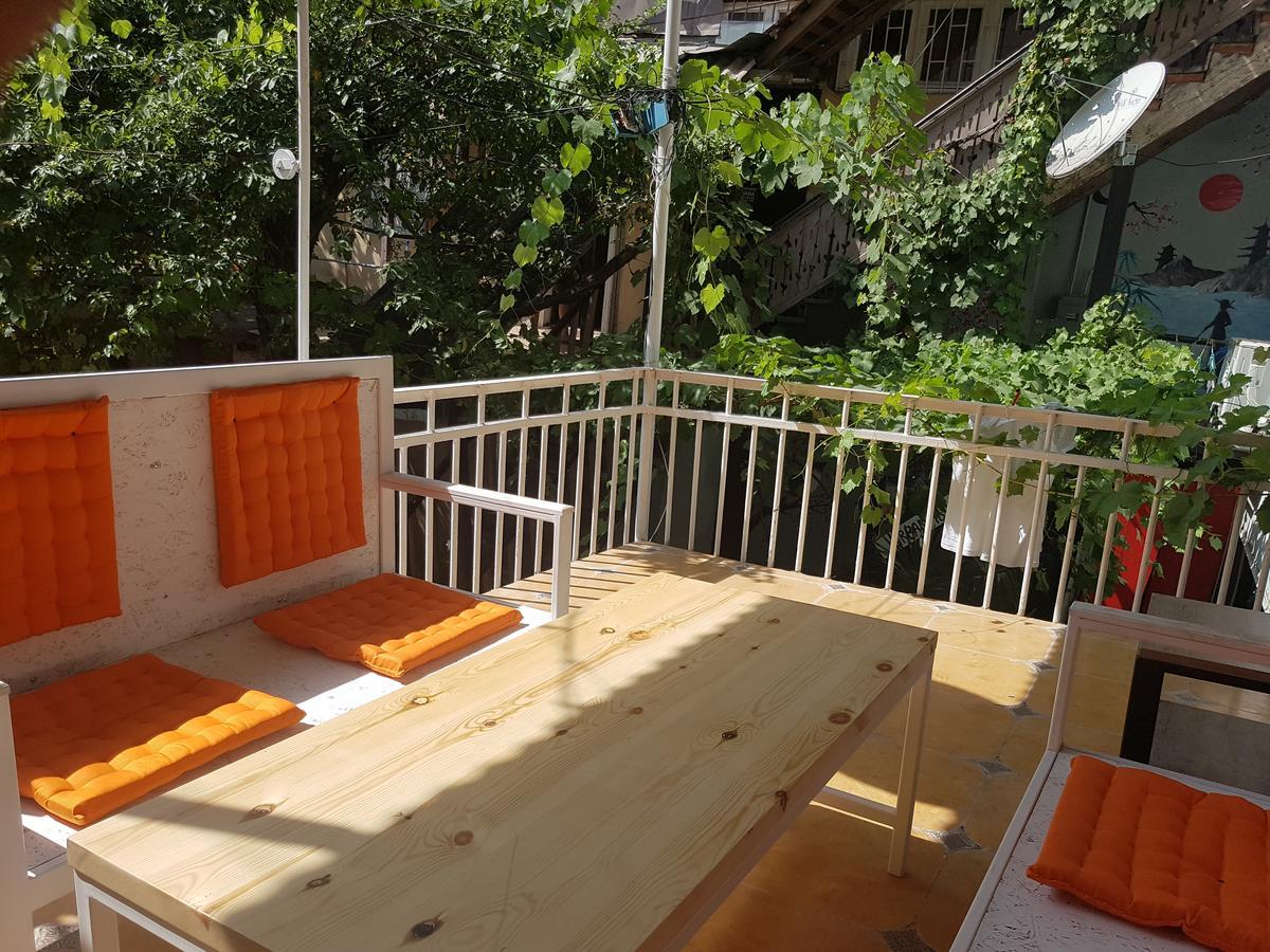 Konka Apartment Тбилиси Екстериор снимка